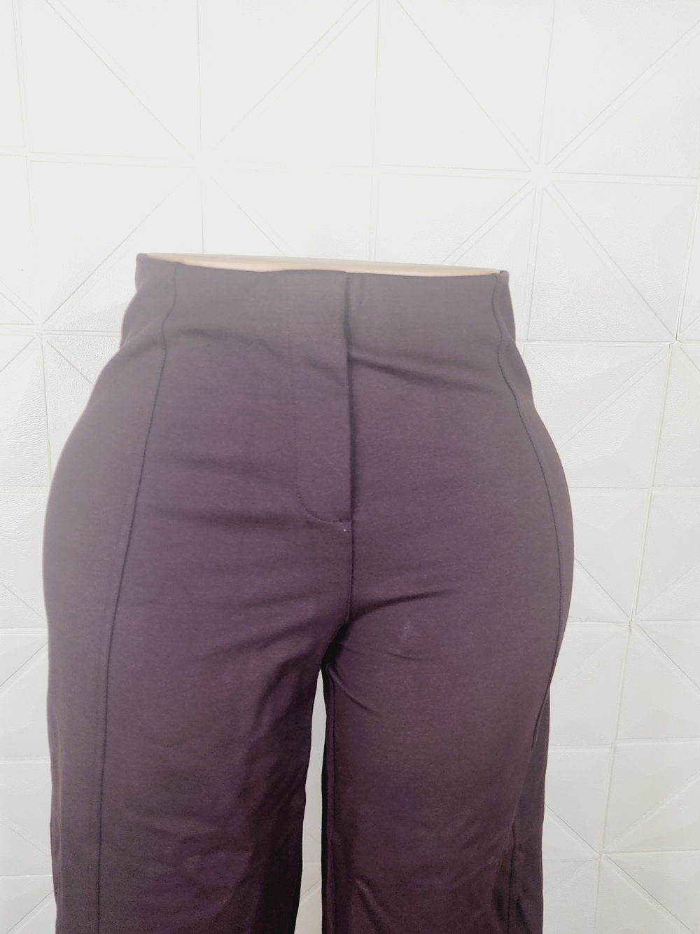 Lululemon M Stretch Knit
Straight-Leg Pull-On Pant in Brown - Picture 2 of 8